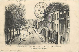 - Vendée -ref-F286- Fontenay Le Comte - Rues Georges Clemenceau Et De La République - - Fontenay Le Comte