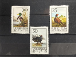 Liechenstein SELLOS Aves   Yvert   Serie Completa   Año 1990  Sellos Nuevos *** MNH - Konvolute & Serien