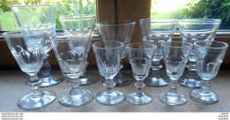 LOT DE 11 VERRES ANCIEN STYLE  LOUIS PHILIPPE 19 EME - Glass & Crystal