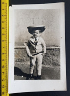 #21  Anonymous Persons - Enfant Child Boy Garcon - Personnes Anonymes