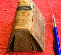 RARE 1825-Livre Des Cinq Codes(978 P.)Un Des Textes Juridiques Les Plus Célèbres De Tous Les Temps: Code Civil Napoléon - Recht