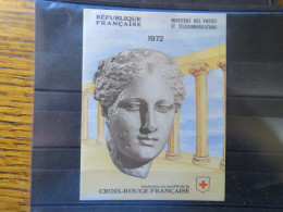 FRANCE, CARNET CROIX ROUGE 1972 LUXE** - Croce Rossa