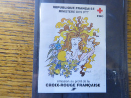 FRANCE, CARNET CROIX ROUGE 1983 LUXE** - Croce Rossa