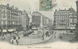 69 - Lyon - Place De La République - Animée - Oblitération Ronde De 1907 - Etat Moyen - CPA - Voir Scans Recto-Verso - Other & Unclassified