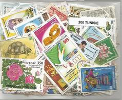Lot 200 Timbres De Tunisie - Tunisia (1956-...)