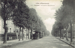 35  Paramé  Boulevard De Rocheboerne Et Le Tramway - Parame