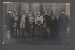 CPA - Carte-Photo D'un Groupe De Mineurs - Non Circulée - Fotos