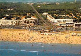 85 - Saint Jean De Monts - La Plage, L'Avenue De La Forêt, La Rotonde Et Le Palais Des Congrès - Saint Jean De Monts