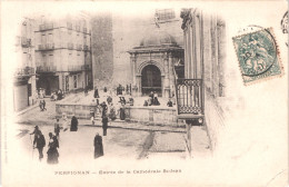 FFR66 PERPIGNAN - Brun - Entrée De La Cathédrale Saint Jean - Animée - Belle - Perpignan