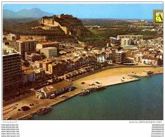 CP (Réf:J510) DENIA (ALICANTE) (ESPAGNE) Vue Aérienne (animée, Bateau De Pêche, Fortifications) - Alicante
