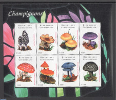 Central Africa 2001 Mushrooms 8v M/s, Mint NH, Nature - Mushrooms - Mushrooms