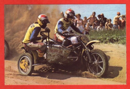 CP Motocross  Course SIDE CAR Pilote Cor Den Biggelaar Et Cor Van Der Bijl - Motorcycle Sport