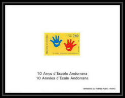 Andorre Andorra Bloc BF N°438 Dix Ans D'école (school) Andorrane Mains Hands Non Dentelé ** MNH Imperf Deluxe Proof - Blokken & Velletjes