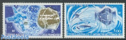 French Antarctic Territory 1977 Satellites 2v, Mint NH, Transport - Various - Space Exploration - Globes - Ungebraucht