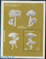 Somalia 2002 Mushrooms S/s, Mint NH, Nature - Mushrooms - Champignons