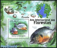 Mozambique 2011 Int. Forest Year S/s, Fish, Mint NH, Nature - Fish - Poissons