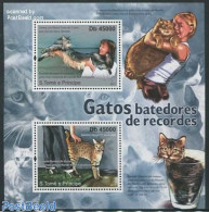 Sao Tome/Principe 2011 Record Holding Cats S/s, Mint NH, Nature - Cats - Sao Tome And Principe