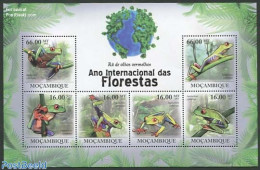 Mozambique 2011 Int. Forest Year, Frogs 6v M/s, Mint NH, Nature - Frogs & Toads - Reptiles - Mozambico