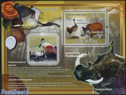 Guinea Bissau 2008 Wild Pigs & Birds S/s, Mint NH, Nature - Animals (others & Mixed) - Birds - Guinea-Bissau