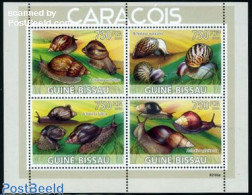 Guinea Bissau 2009 Land Snails 4v M/s, Mint NH, Nature - Animals (others & Mixed) - Shells & Crustaceans - Marine Life