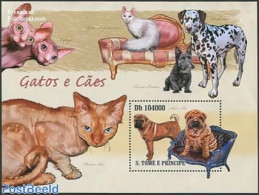 Sao Tome/Principe 2010 Cats & Dogs S/s, Mint NH, Nature - Cats - Dogs - São Tomé Und Príncipe