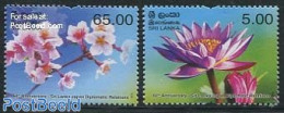 Sri Lanka (Ceylon) 2012 Diplomatic Relations With Japan 2v, Mint NH, Nature - Flowers & Plants - Sri Lanka (Ceylan) (1948-...)