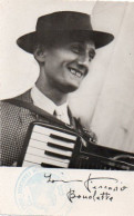 4V5Hy   Photo Musique Louis Ferrari Autographe Cachet Radiodifusion Française Accordéoniste - Muziek En Musicus