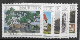 Mauritius Set With Hinges 1988 - Maurice (1968-...)