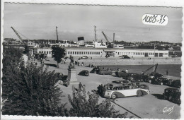 SAINT-MALO- LES QUAIS- LES BELLES AUTOMOBILES- UN AUTOBUS DE LUXE - Saint Malo