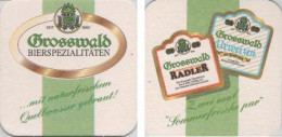 5001685 Bierdeckel Quadratisch - Grosswald - Radler Und Urweizen - Beer Mats