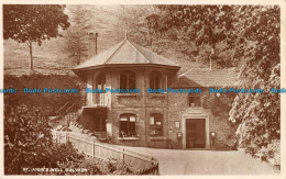R160298 St. Annes Well Malvern. RP. 1932 - Monde