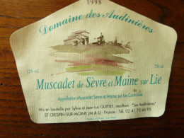 Domaine Des Audinières - 1998 - Muscadet De Sèvre Et Maine Sur Lie - Sylvie Et Jean Luc Guittet à St Crespin Sur Moine - Autres & Non Classés