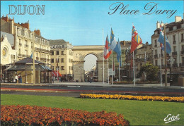 *CPM - 21 - DIJON - La Place Darcy Et La Porte Guillaume - Dijon