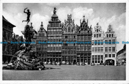 R160395 Anvers. Grand Place Et Monument Brabo. Ern. Thill. Nels - Monde