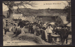 La Bretagne Pitoresque - Une Assemblee A Lochrist - Tres Annimee - Other & Unclassified