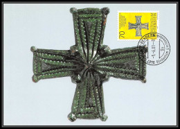 Liechtenstein - Carte Maximum (card) 2070 - N° 1207 FIBULE CRUCIFORME CAROLINGIENNE Karolingische Kreuzfibel 2001 - Maximumkaarten