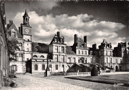 77-FONTAINEBLEAU LE PALAIS-N°T2750-B/0147 - Fontainebleau