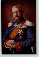 10177141 - Hindenburg In Uniform Mit Orden Geschmueckt - Politische Und Militärische Männer