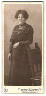 Fotografie Atelier Samson & Co, Düsseldorf, Schadowstrasse 77, Junge Dame Mit Hochgestecktem Haar  - Anonymous Persons