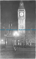 R162294 London. Big Ben. By Night - Autres & Non Classés