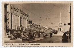 PORTUGAL - LISBOA  AVENIDA DA LIBERDADE, VISTA PARCIAL / OLD CARS / TRAMWAY - Lisboa