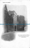 R162380 Tower Of London. View Along The Outer Ward. Gale And Polden - Andere & Zonder Classificatie