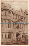 R163359 Glastonbury Abbey. Ye Olde Pilgrimmes Inn. St. George Hotel. Tuck - Monde