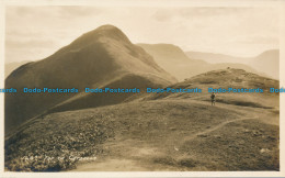 R163369 Top Of Catbells. Pettits Prize Medal - Monde