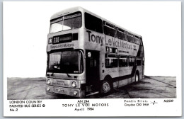 LONDON COUNTRY PAONTED BUSES - Tony Le Voi Motors April 1984 - Pamlin M2509 - Bus & Autocars