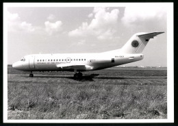 Fotografie Flugzeug Fokker F28, Passagierflugzeug Der Republic Of The Philippines, Kennung PH-EXV  - Luftfahrt