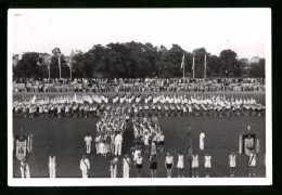 10 Fotografien Jost, Berlin-Charlottenburg, Ansicht Berlin-Spandau, Turnfest 1952, Parade Mit Sportlern Friedenauer TSC  - Sport