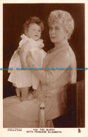 R163564 H. M. The Queen With Princess Elizabeth. Tuck. RP - Monde