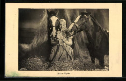 AK Schauspielerin Gitta Alpar Mit Zwei Pferden  - Acteurs