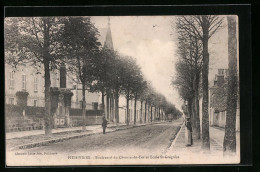CPA Pithiviers, Boulevard Du Chemin-de-Fer Et Ecole St. Grégoire  - Pithiviers